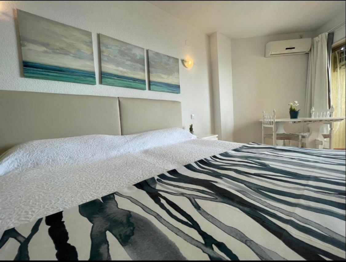 Apartahotel Chinasol Con Parking Y Desayuno Almuñécar Εξωτερικό φωτογραφία