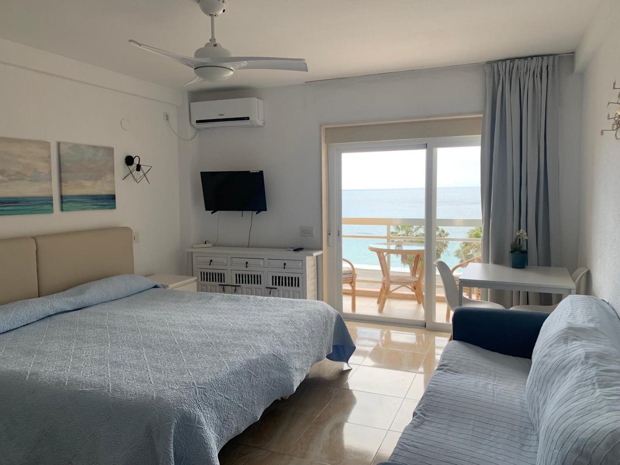 Apartahotel Chinasol Con Parking Y Desayuno Almuñécar Εξωτερικό φωτογραφία