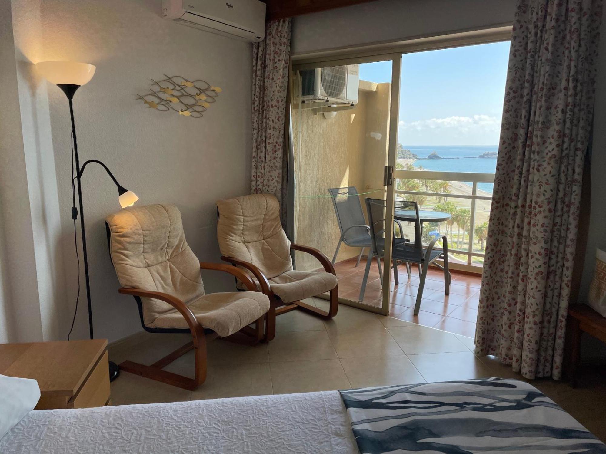 Apartahotel Chinasol Con Parking Y Desayuno Almuñécar Εξωτερικό φωτογραφία