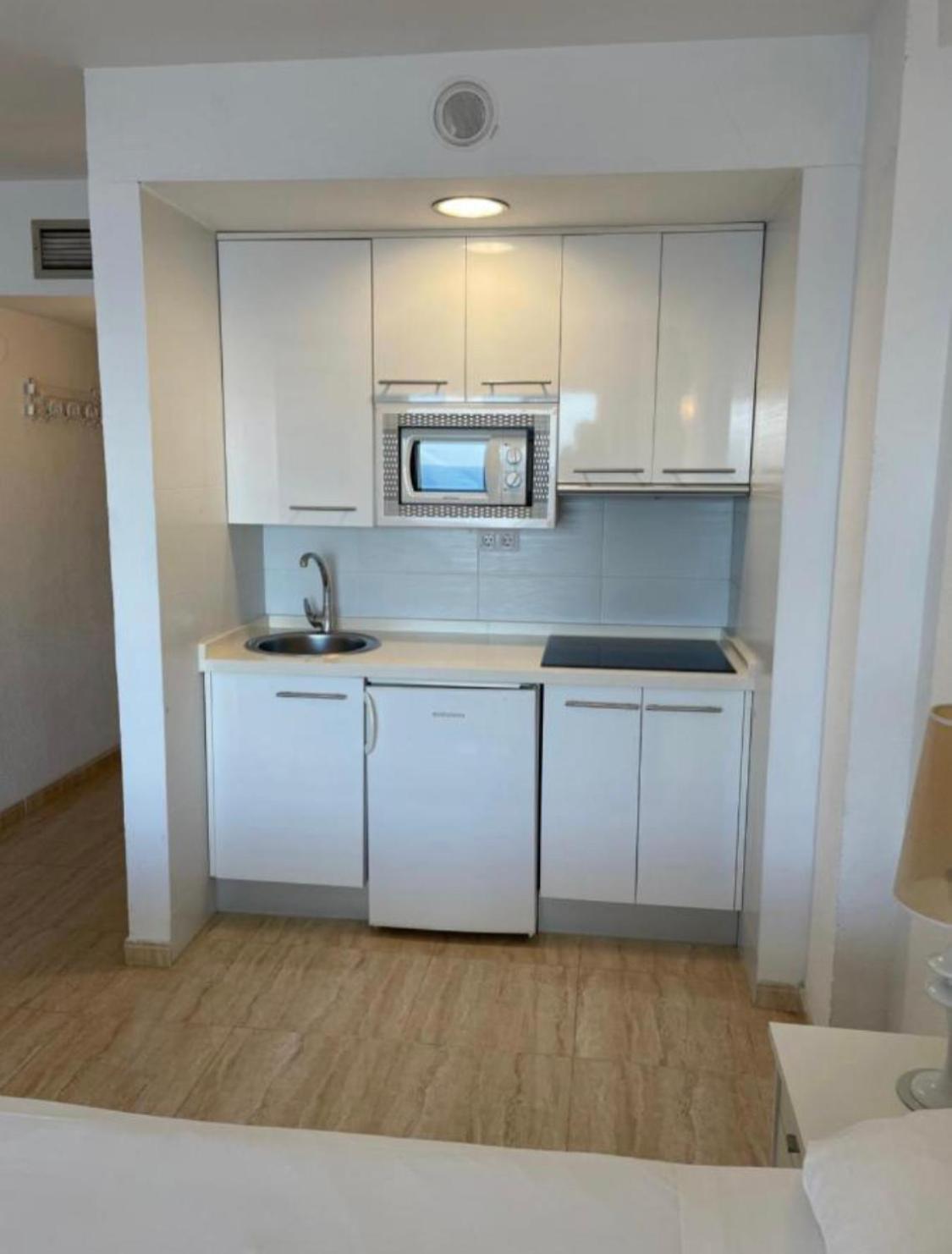 Apartahotel Chinasol Con Parking Y Desayuno Almuñécar Εξωτερικό φωτογραφία